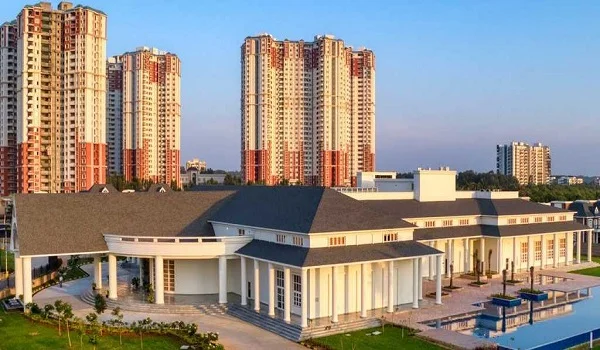 Prestige Lakeside Habitat